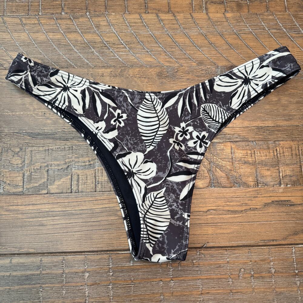 Sisstrevolution Floral Leaf High Cut Bikini Bottoms Cheeky Womens Size Small